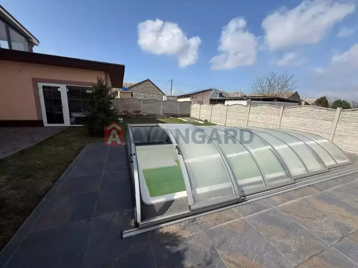 �������, 115 ��.�. ���� 27