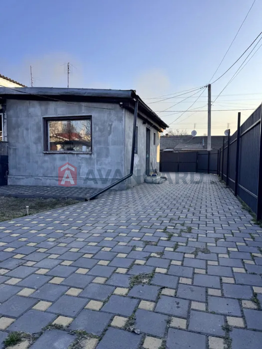 ������� �������, 50 ��.�. ���� 17