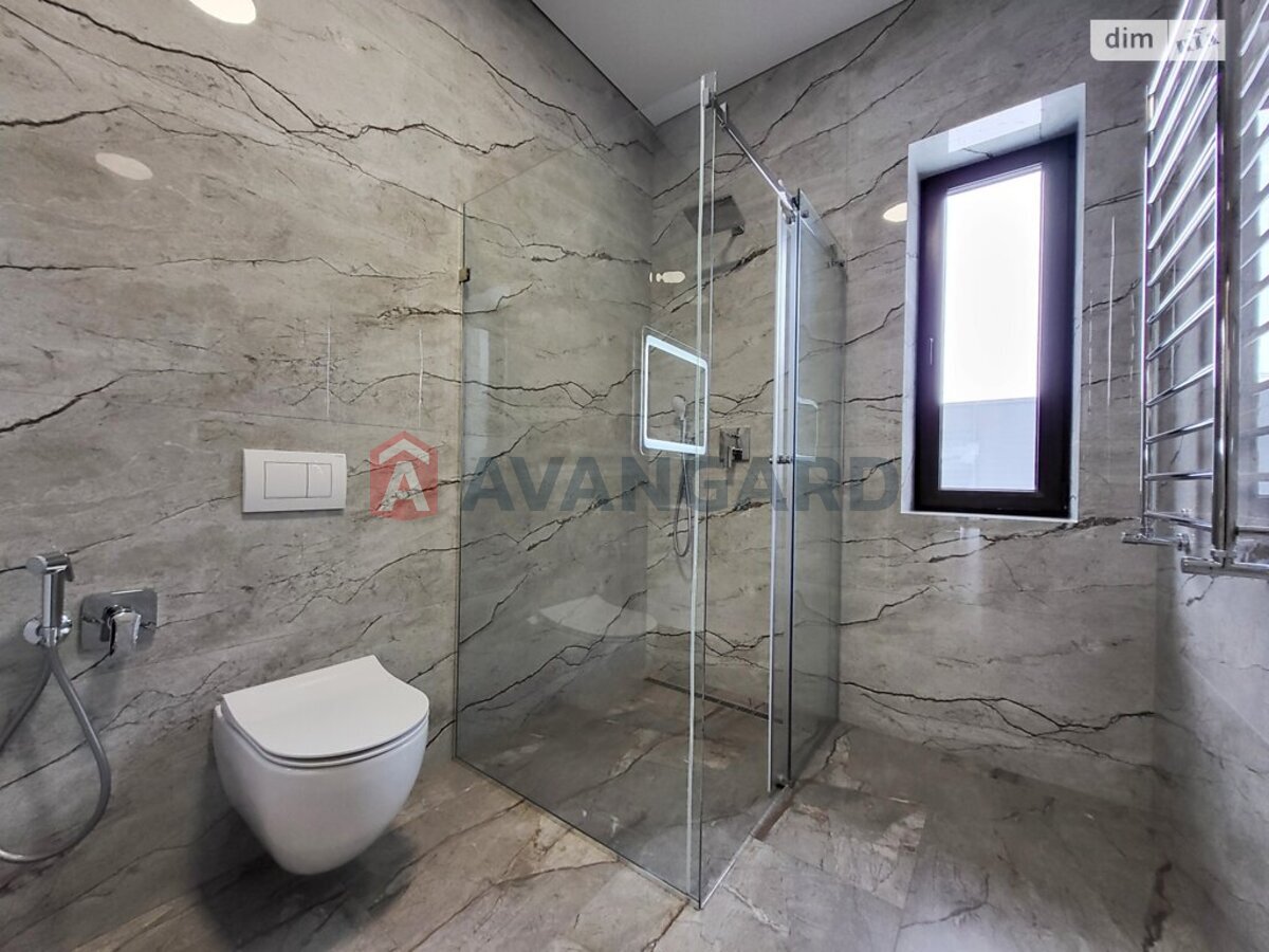 �������, 107 ��.�. ���� 9