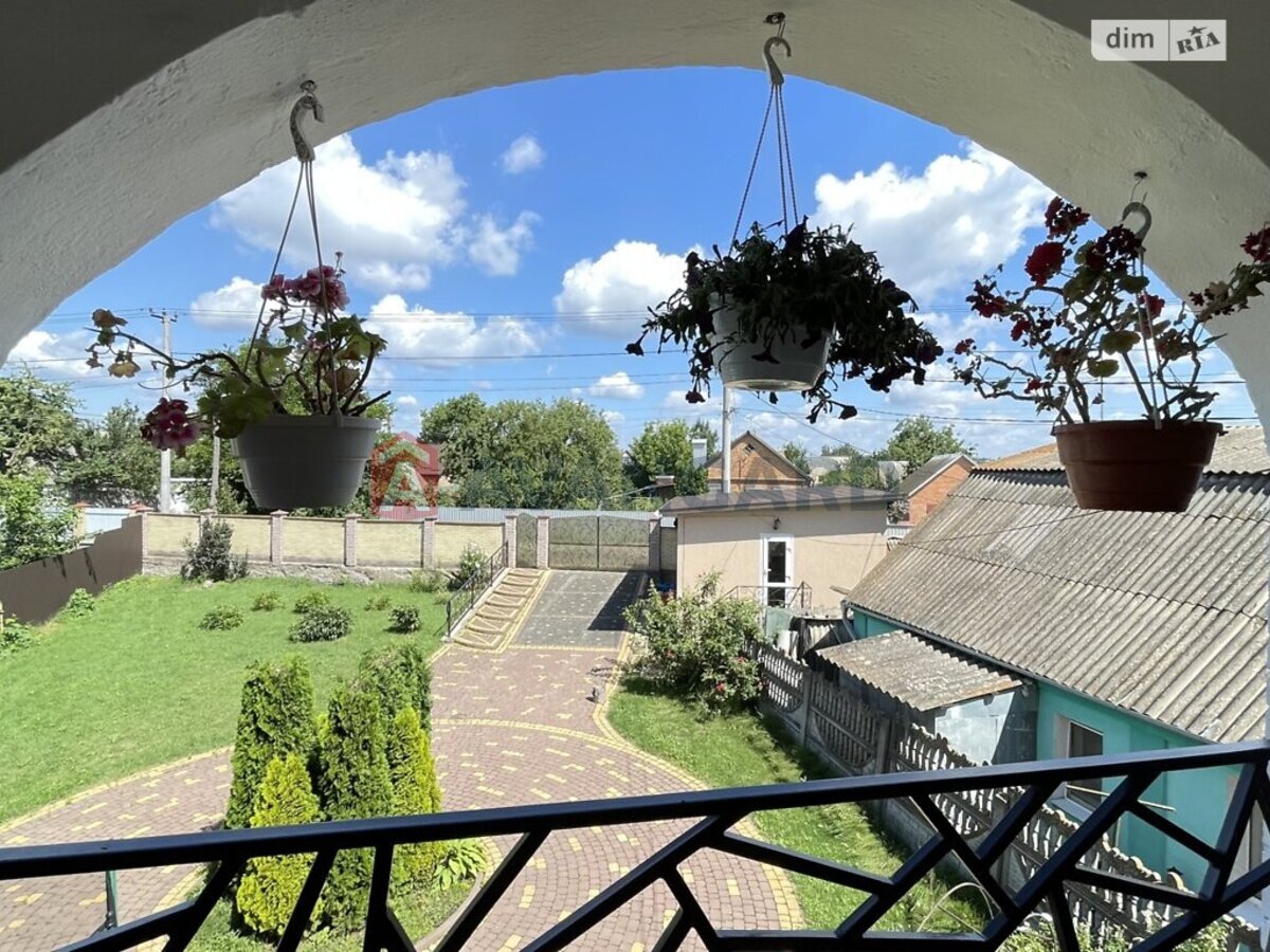 ���, 202 ��.�. ���� 22