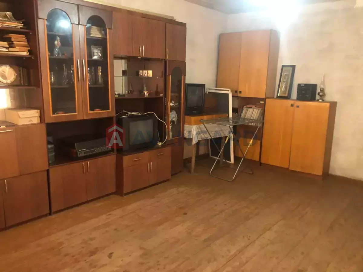 �������, 199 ��.�. ���� 6