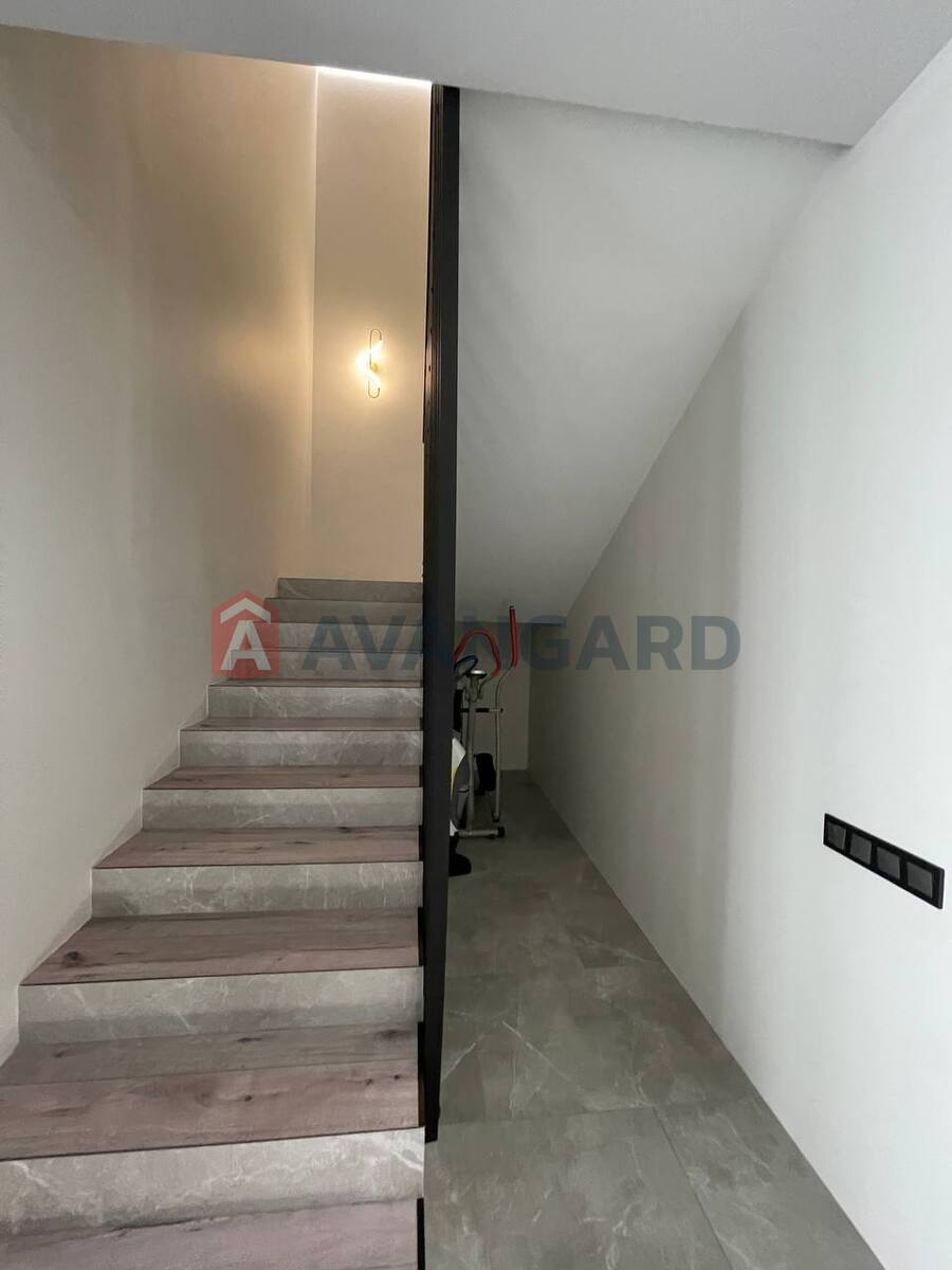 �������, 126 ��.�. ���� 9