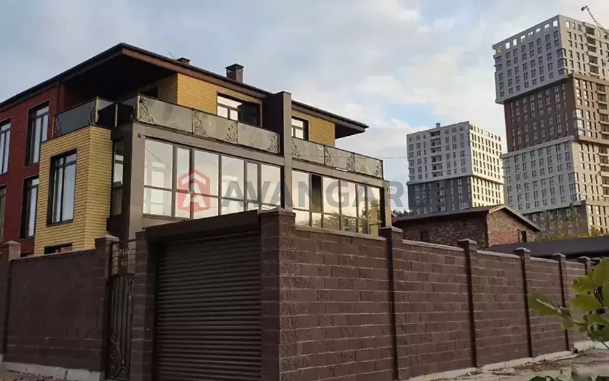 �������, 125 ��.�. ���� 1