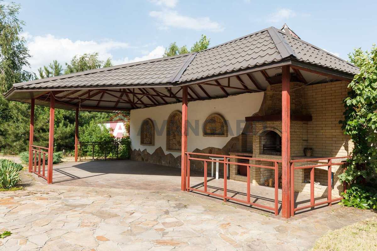 �������, 300 ��.�. ���� 9