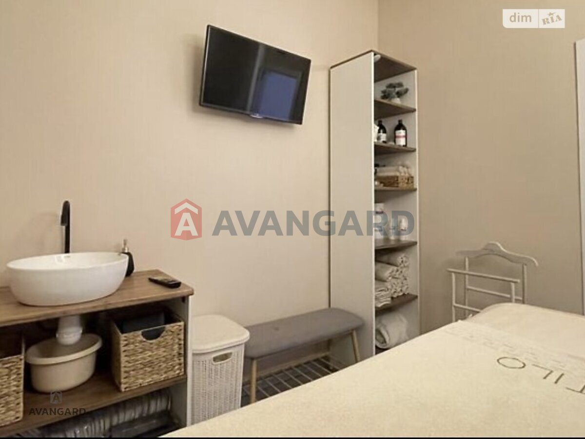 ����� �����, 73 ��.�. ���� 13