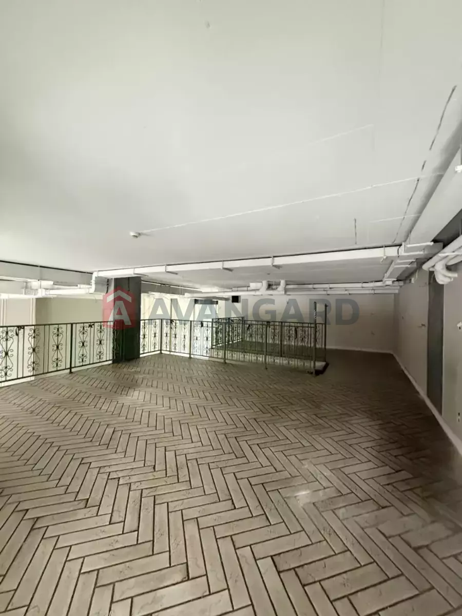 �������� �������, 210 ��.�. ���� 12