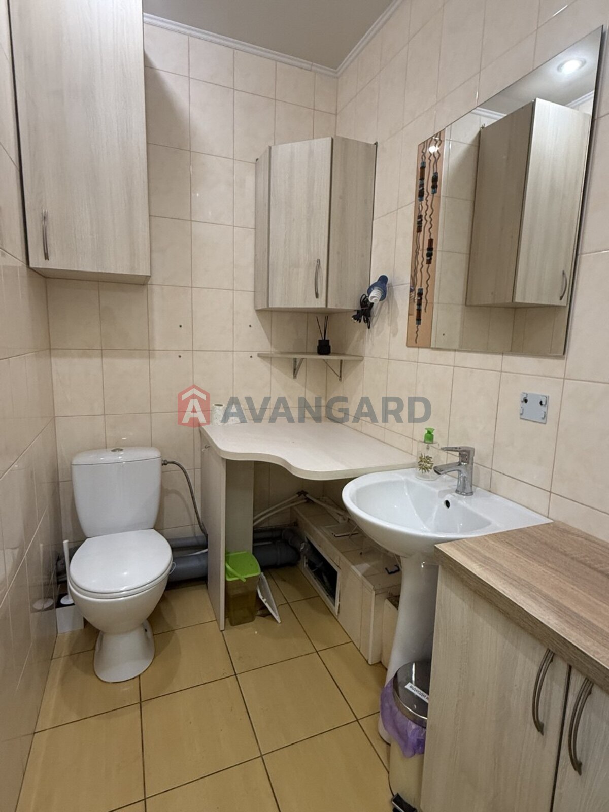 ����� ������, 19 ��.�. ���� 12