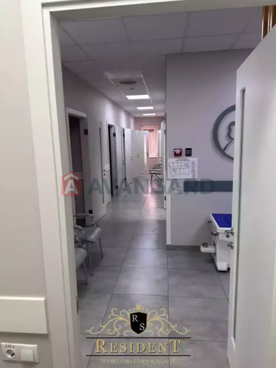 ���������� �����, 272 ��.�. ���� 18