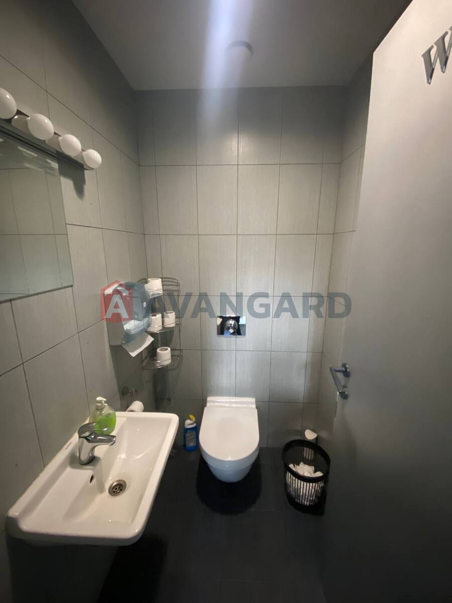 ����� ������, 600 ��.�. ���� 12