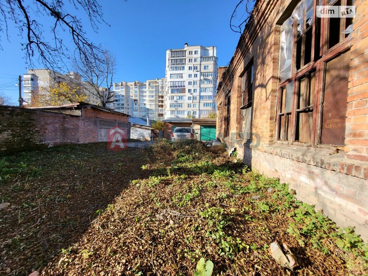 ���������� �����, 600 ��.�. ���� 4