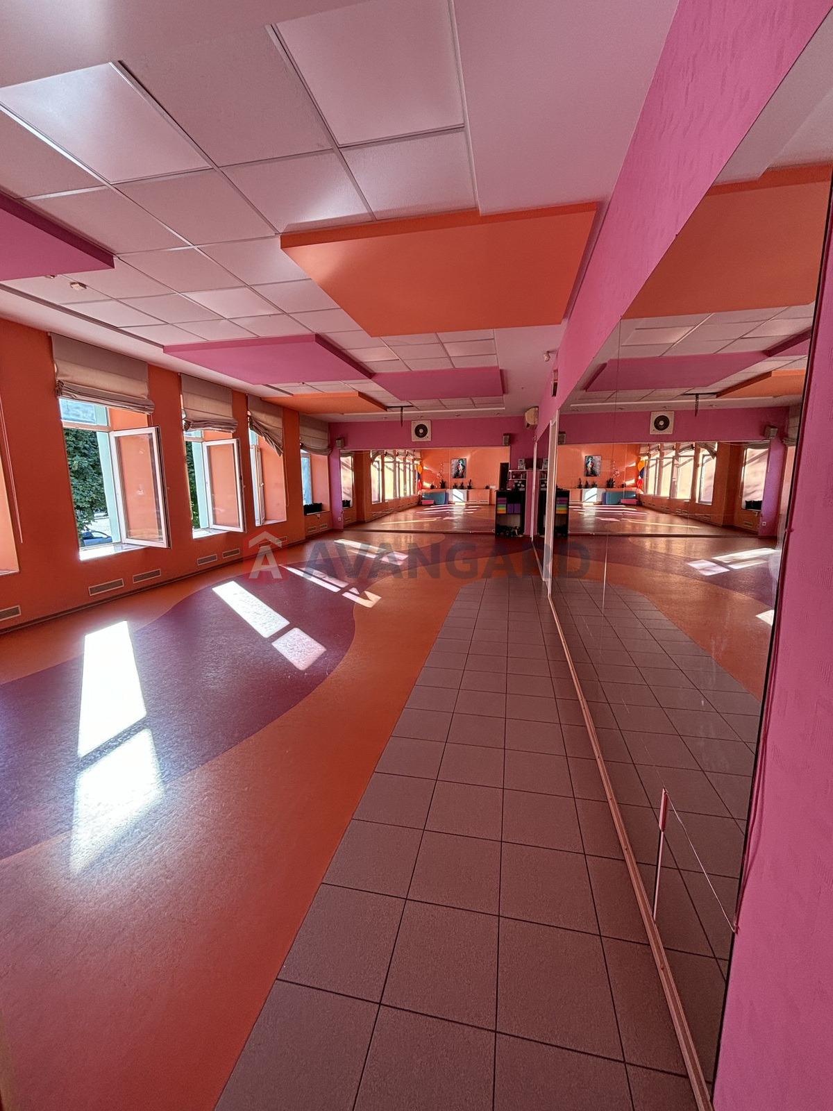 ����� ������, 332 ��.�. ���� 12