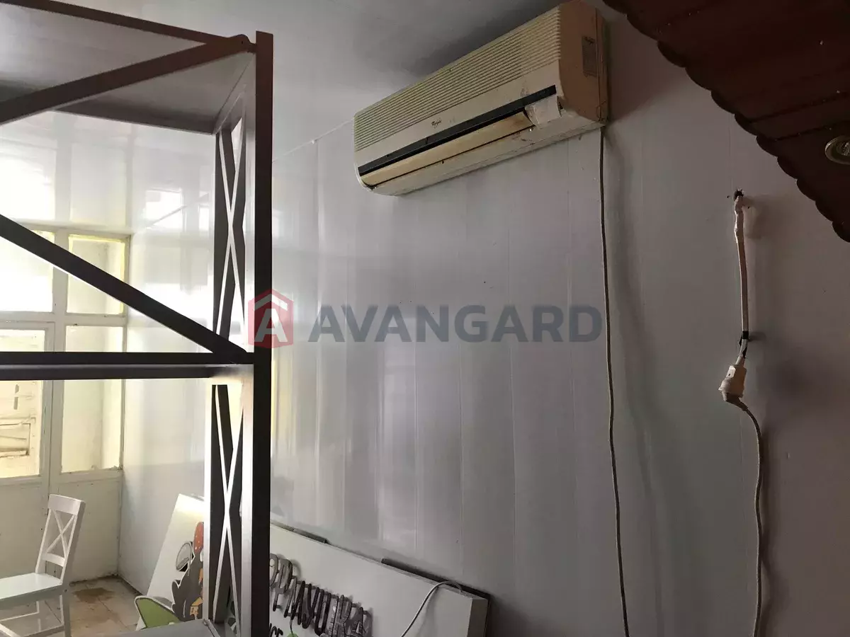 �������� �������, 51 ��.�. ���� 9