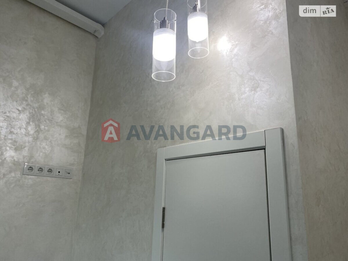 �������� �������, ����� �����, 15 ��.�. ���� 3