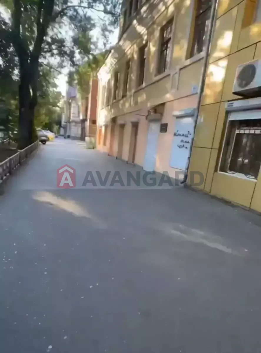 ����� ������, 190 ��.�. ���� 16