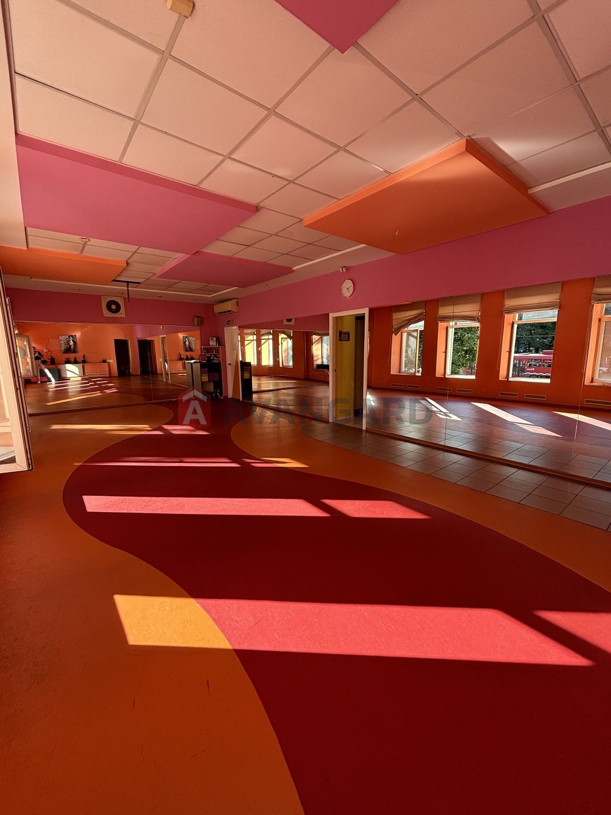 Сфера услуг, 332 кв.м. фото 14 Сфера услуг, 332 кв.м. фото 14