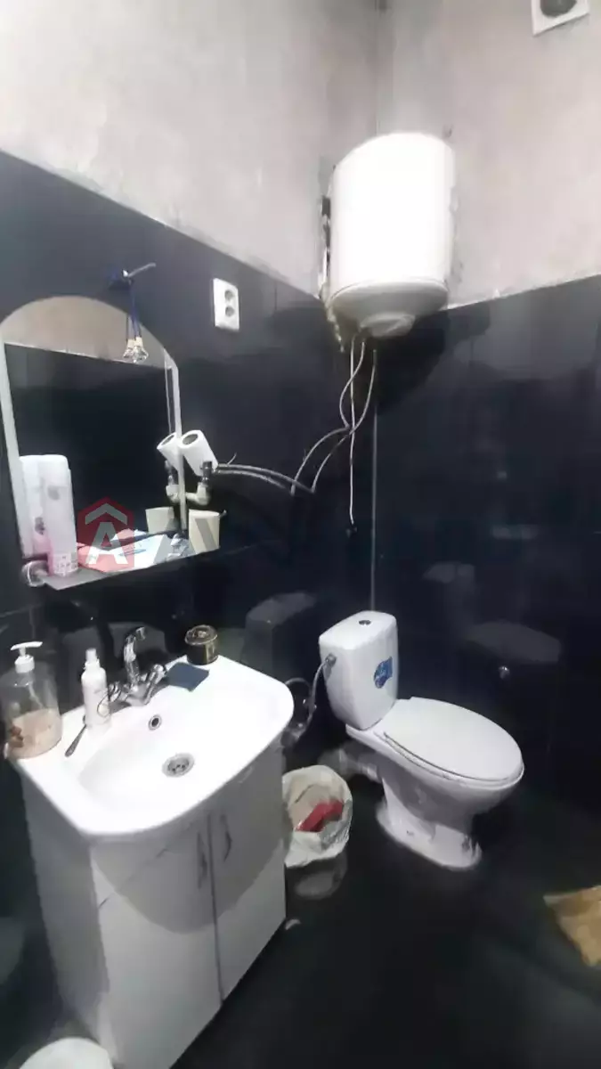����� ������, 234 ��.�. ���� 9