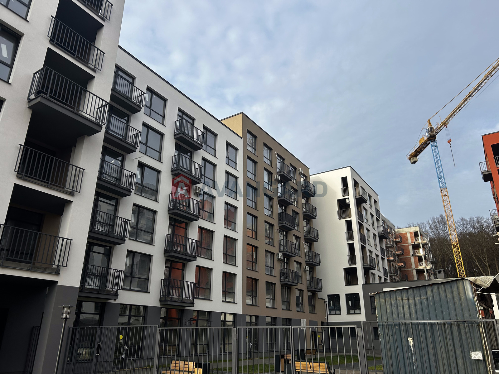 ���������� �����, ����� ������, 33 ��.�. ���� 4