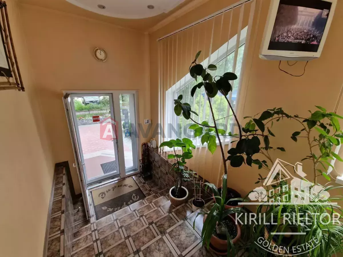 ������, 162 ��.�. ���� 3