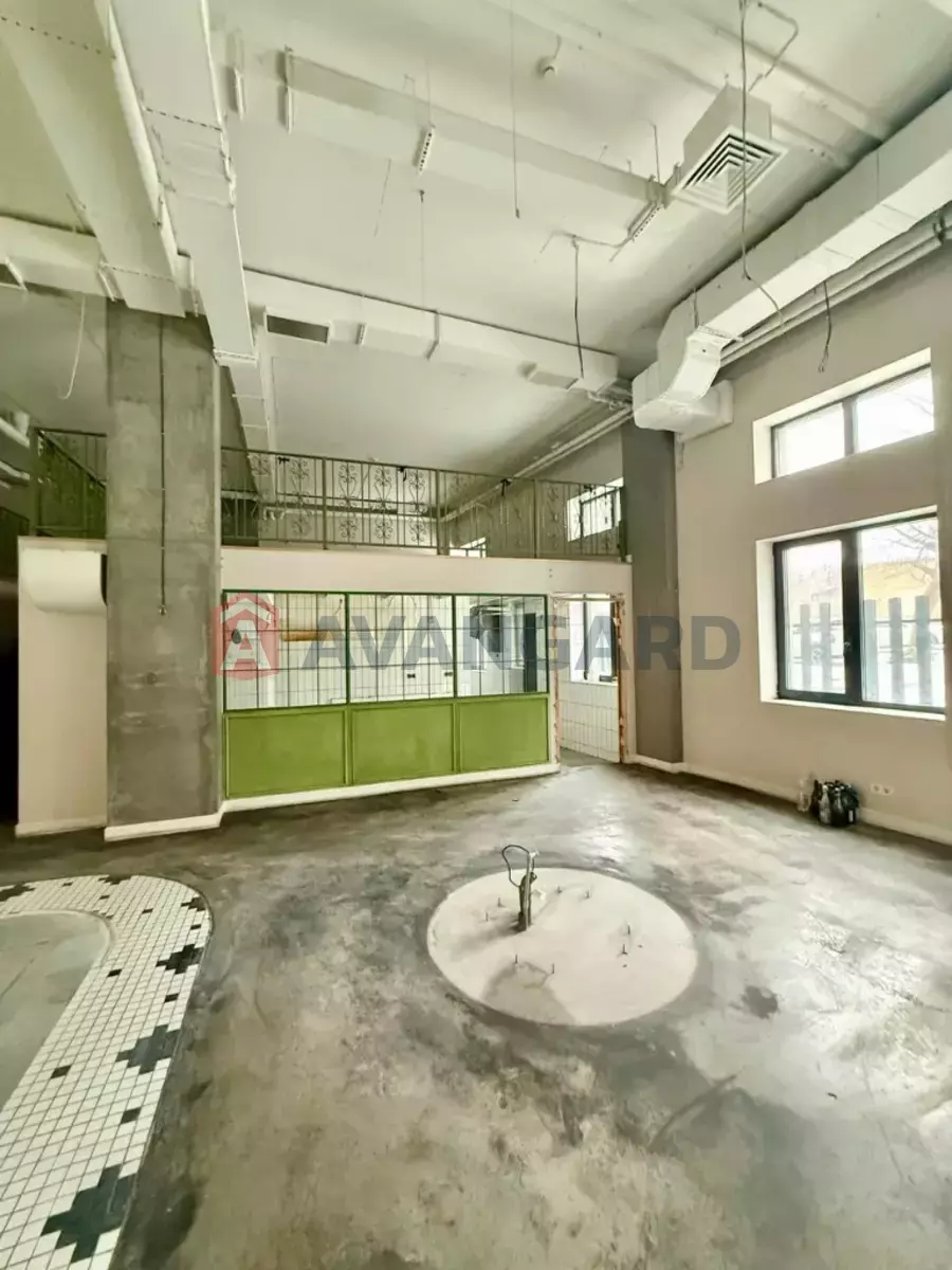 �������� �������, 210 ��.�. ���� 3