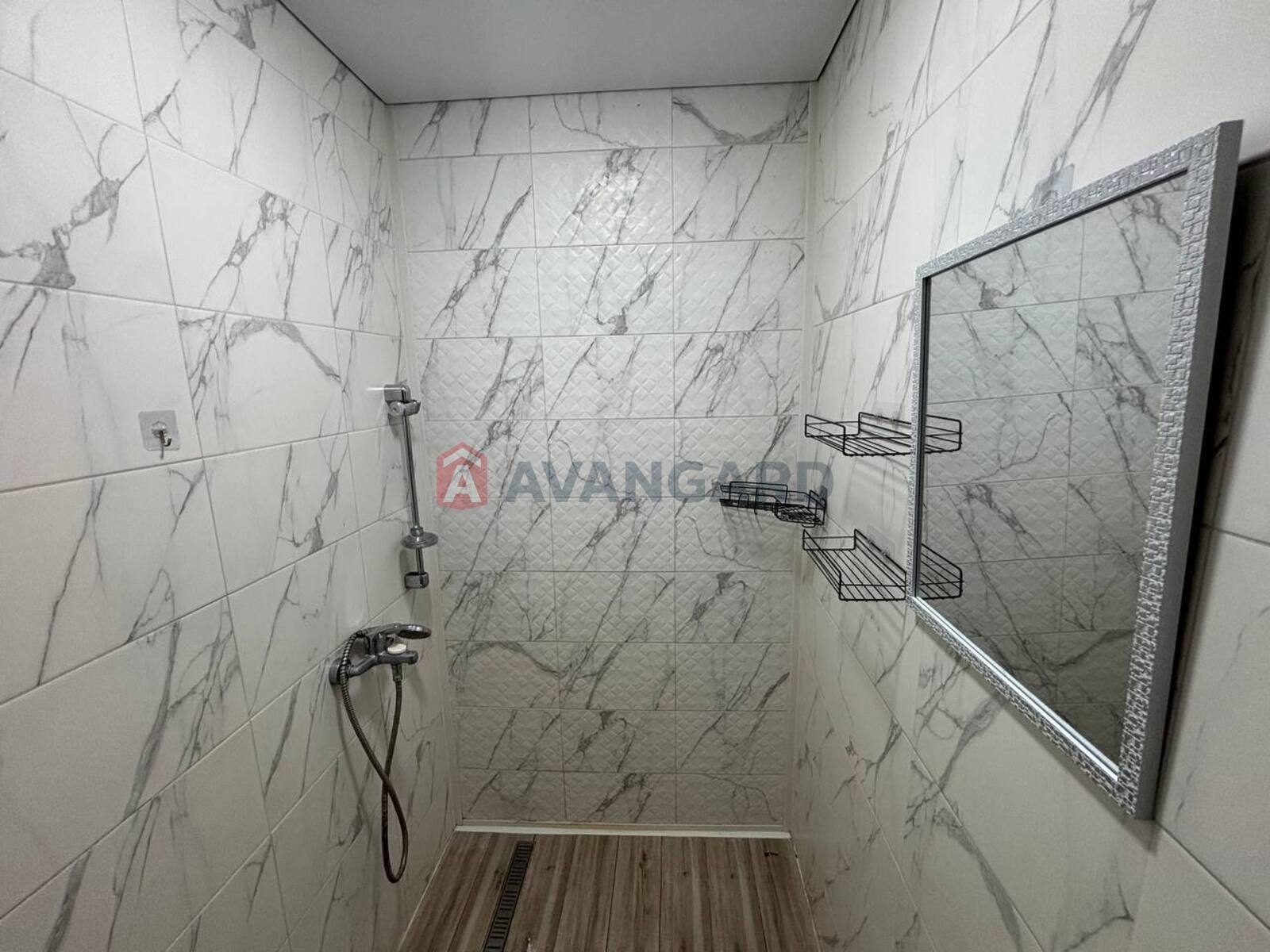 ����� �����, 35 ��.�. ���� 12