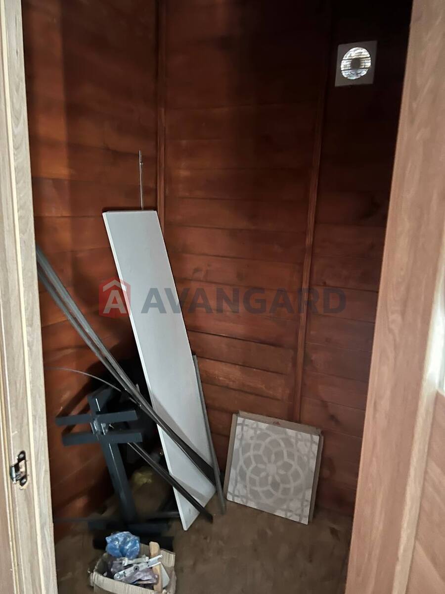 ���������� �����, 32 ��.�. ���� 7