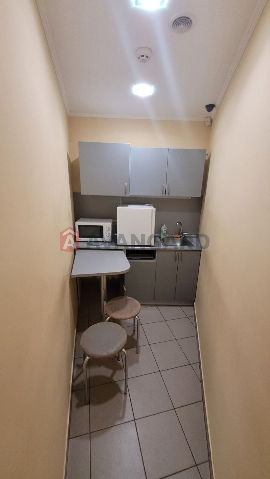 ����� �����, 80 ��.�. ���� 7