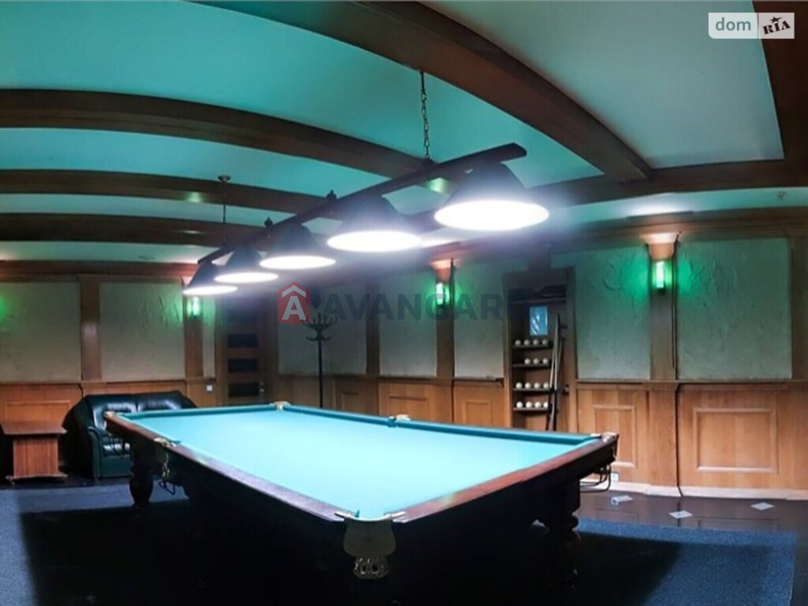 ����� ������, 2800 ��.�. ���� 4