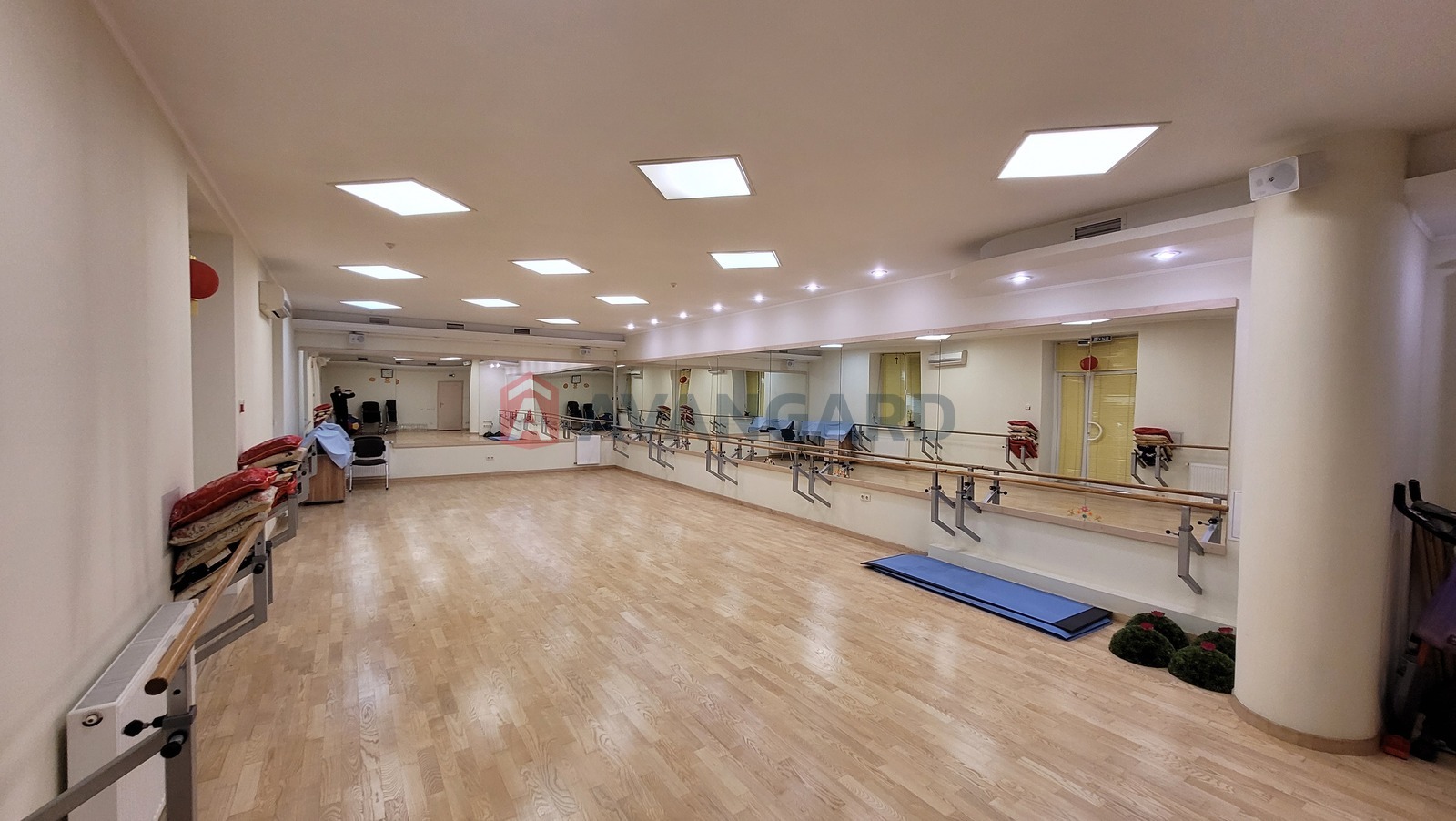 Сфера услуг, 211 кв.м. фото 4 Сфера услуг, 211 кв.м. фото 4