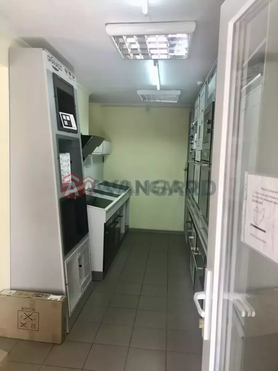 ����� �����, 100 ��.�. ���� 20