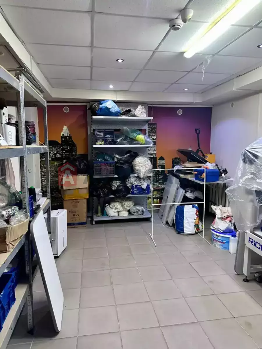 ���������� �����, 300 ��.�. ���� 11