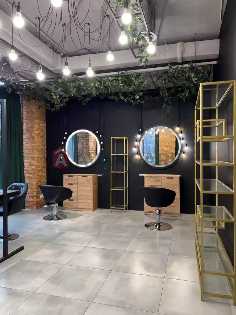 ����� ������, 108 ��.�. ���� 4