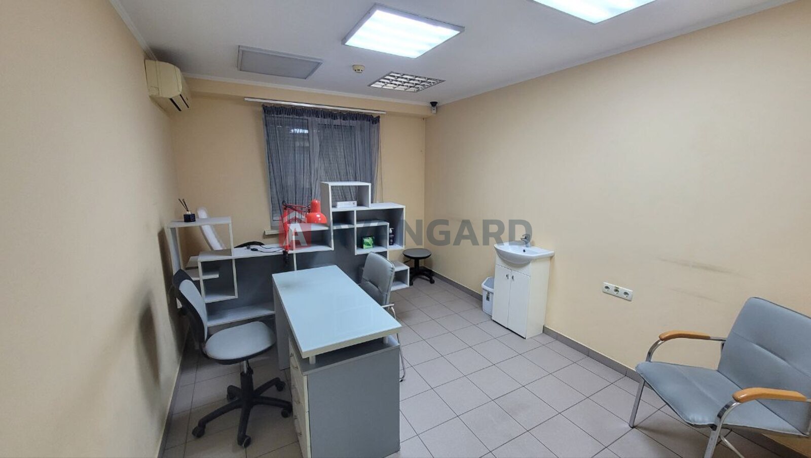 ����� �����, 80 ��.�. ���� 11