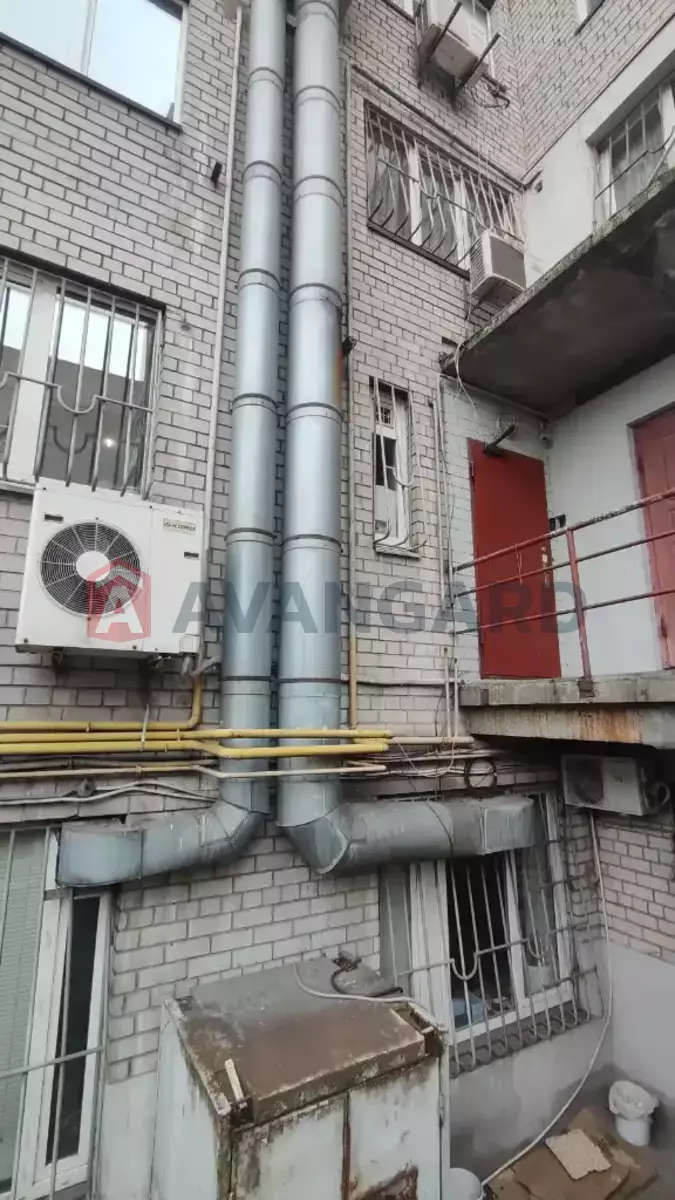 ��������� ���������, 100 ��.�. ���� 7