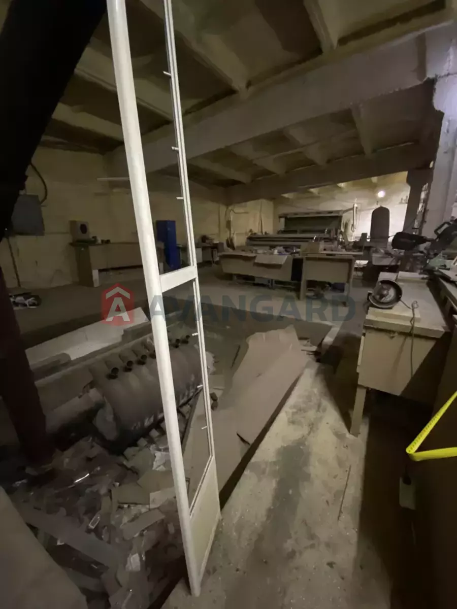 ��������� ���������, 2750 ��.�. ���� 4