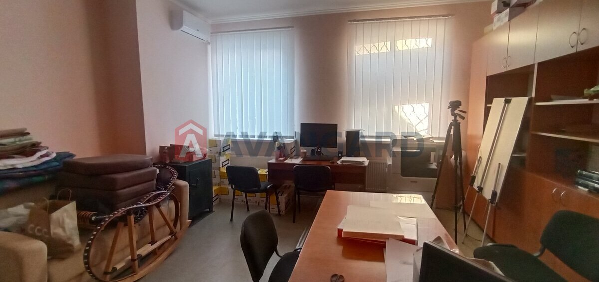 ��������� ���������, 2000 ��.�. ���� 21