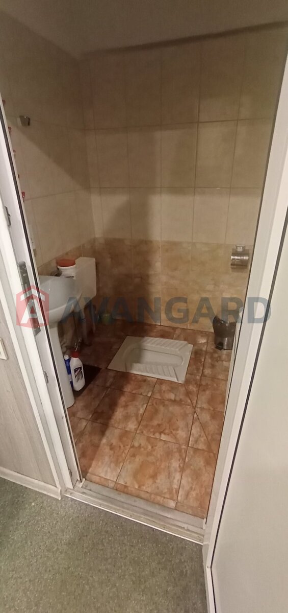 ��������� ���������, 2000 ��.�. ���� 13