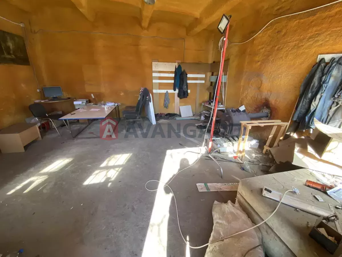 ��������� ���������, 2750 ��.�. ���� 5