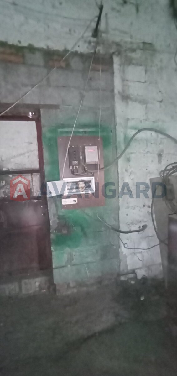 ��������� ���������, 2000 ��.�. ���� 17