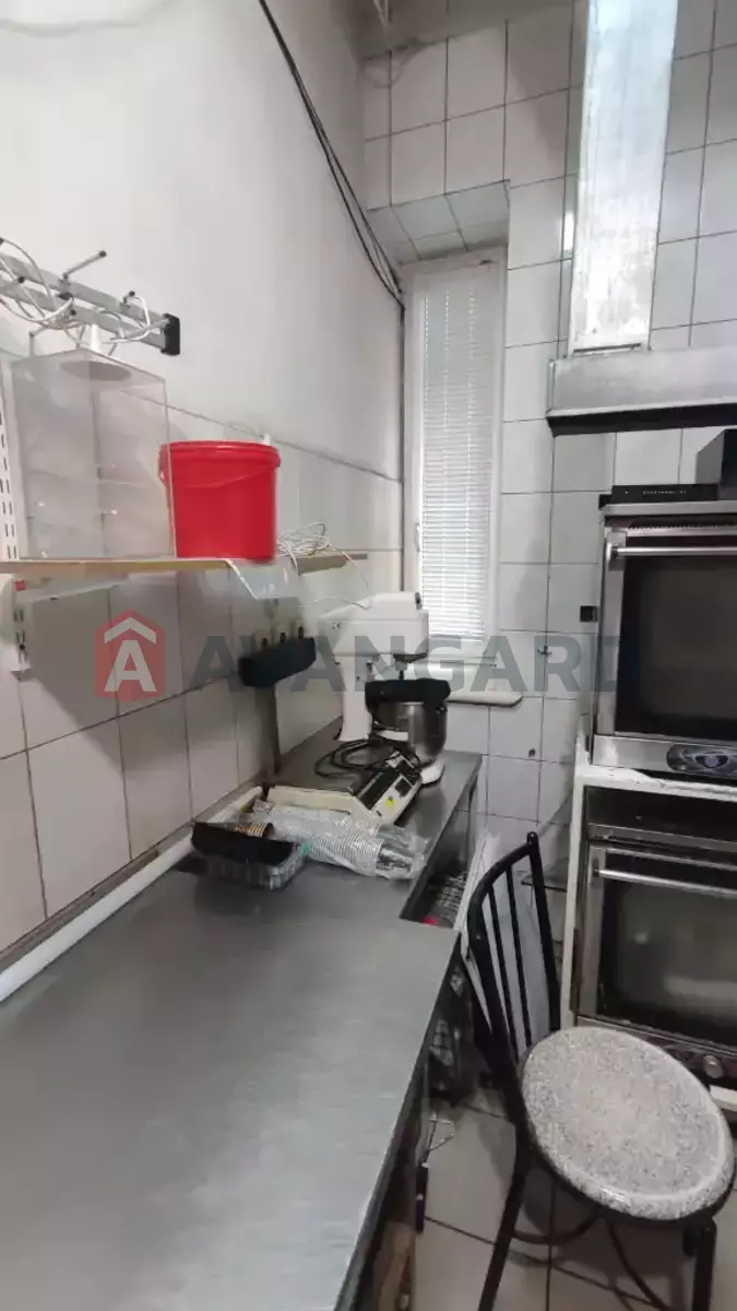 ��������� ���������, 100 ��.�. ���� 18