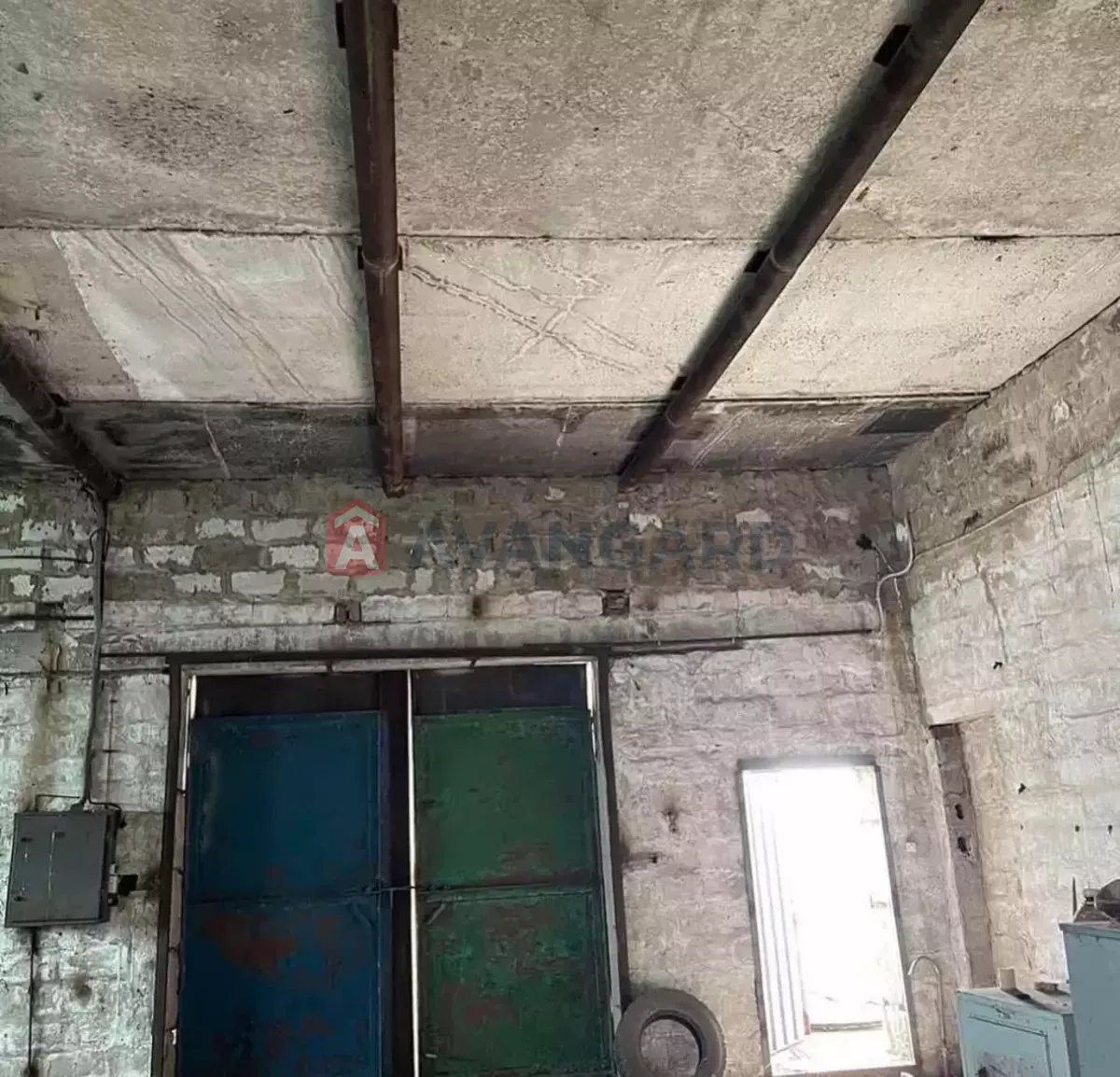 ��������� ���������, 400 ��.�. ���� 17