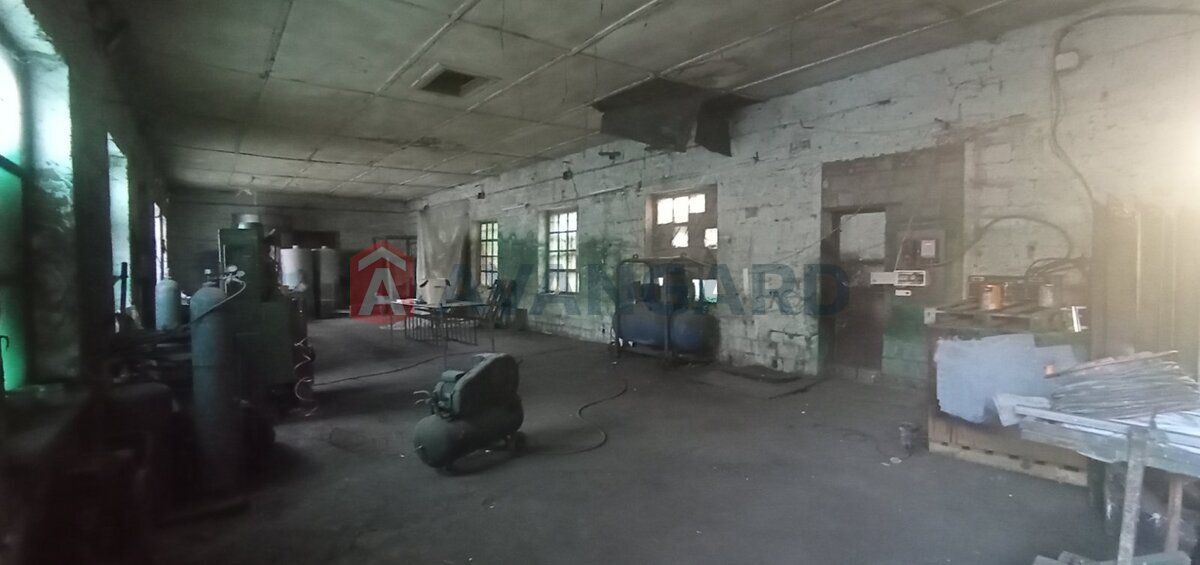 ��������� ���������, 2000 ��.�. ���� 18