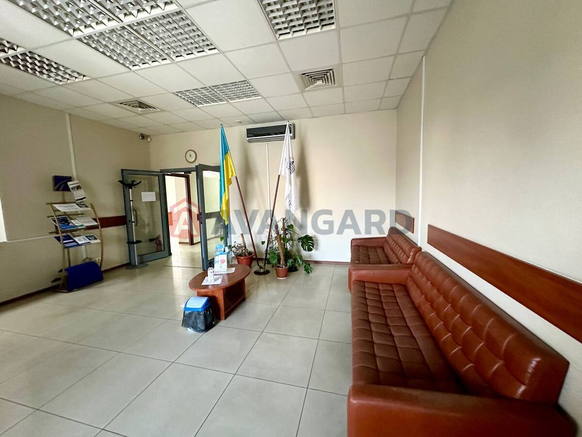 700 ��.�. ���� 5