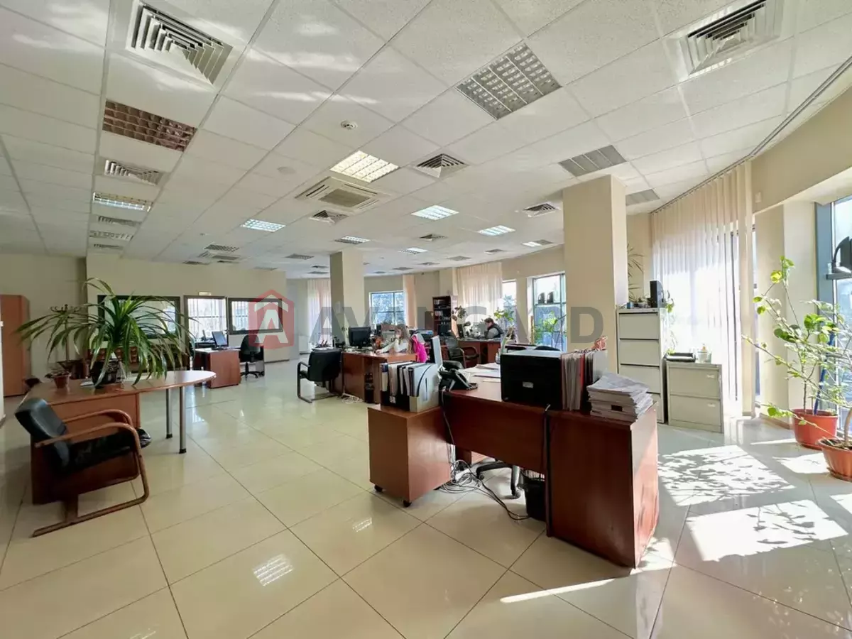 700 ��.�. ���� 1