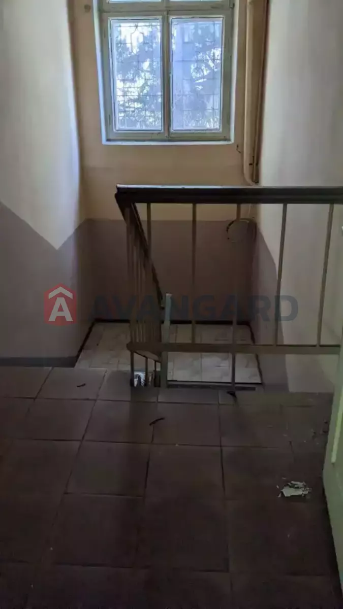 ������ ������ ������, 1200 ��.�. ���� 9