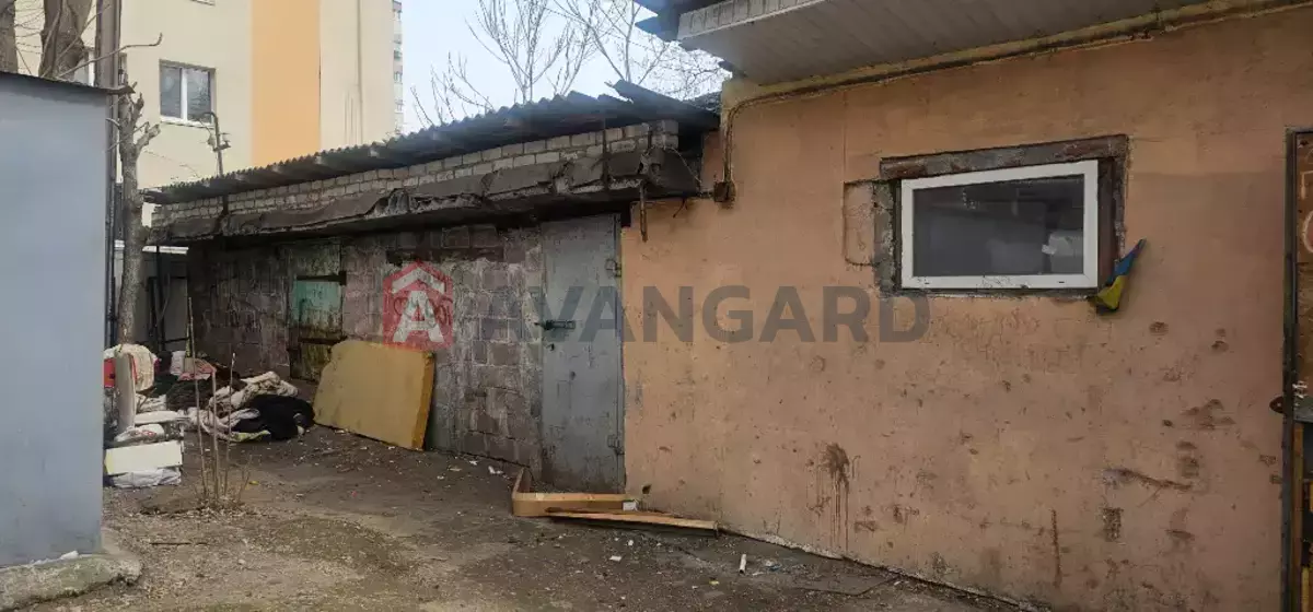 ����, 102 ��.�. ���� 2