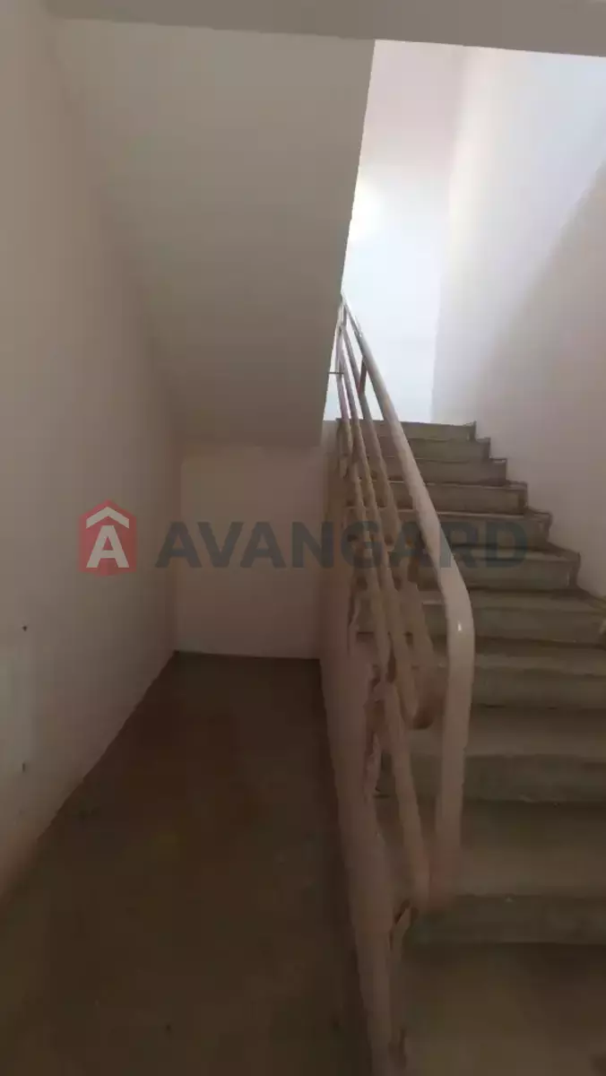 ������, 86 ��.�. ���� 8