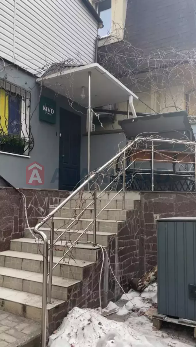 320 ��.�. ���� 1