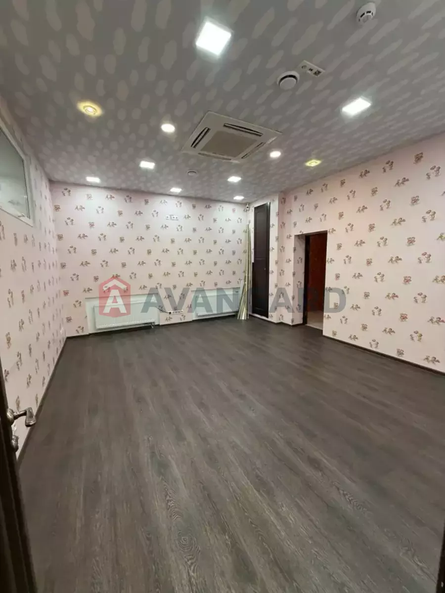 261 ��.�. ���� 8