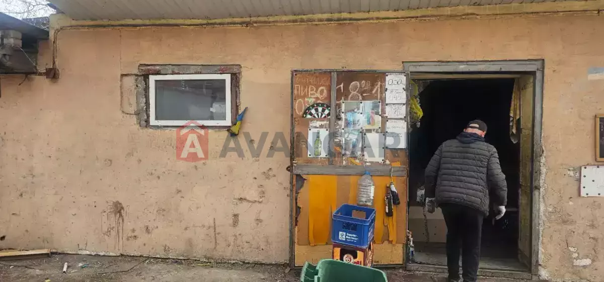 ����, 102 ��.�. ���� 3