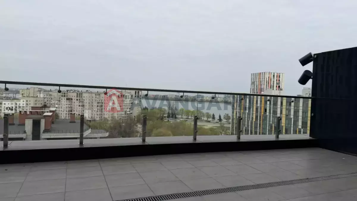 390 ��.�. ���� 5